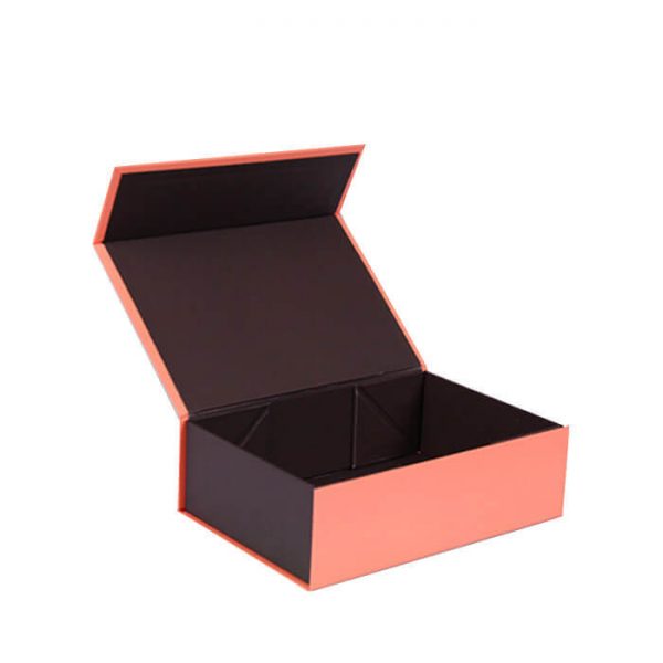 High Quality Foldable Magnet Packing Box For Clothes Packaging2