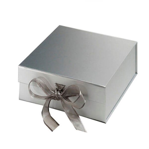 Wholesale Custom Fashion Design Luxury Paper Gift Box Packaging3