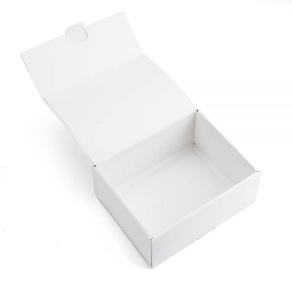 White Cardboard Shipping Boxes5