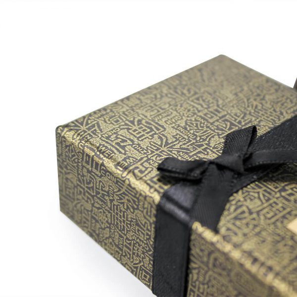 Custom Embossed Gift Boxes Muge Packaging